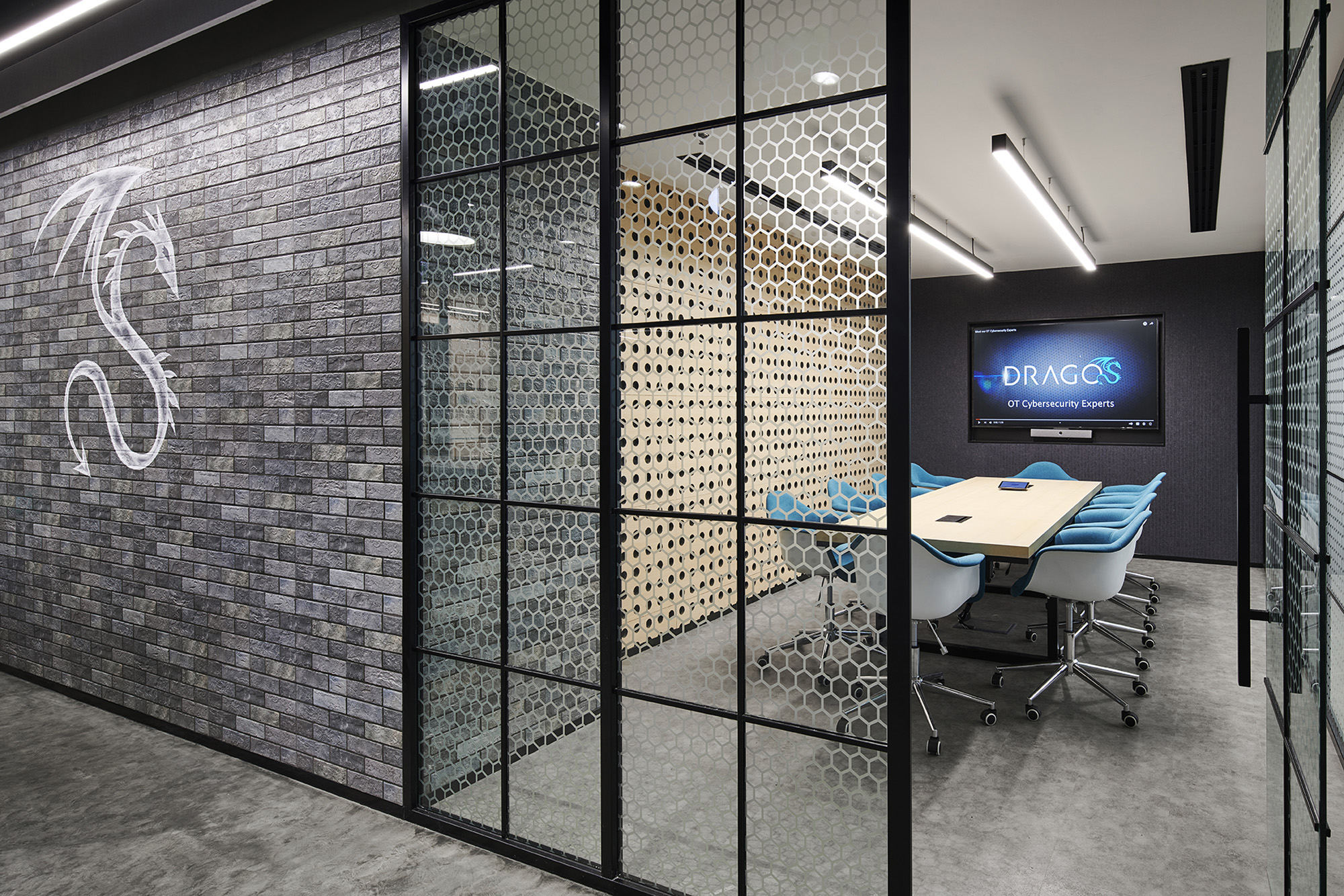 Dragos Dubai Facilitate Corporation World class Commercial Fitouts 3