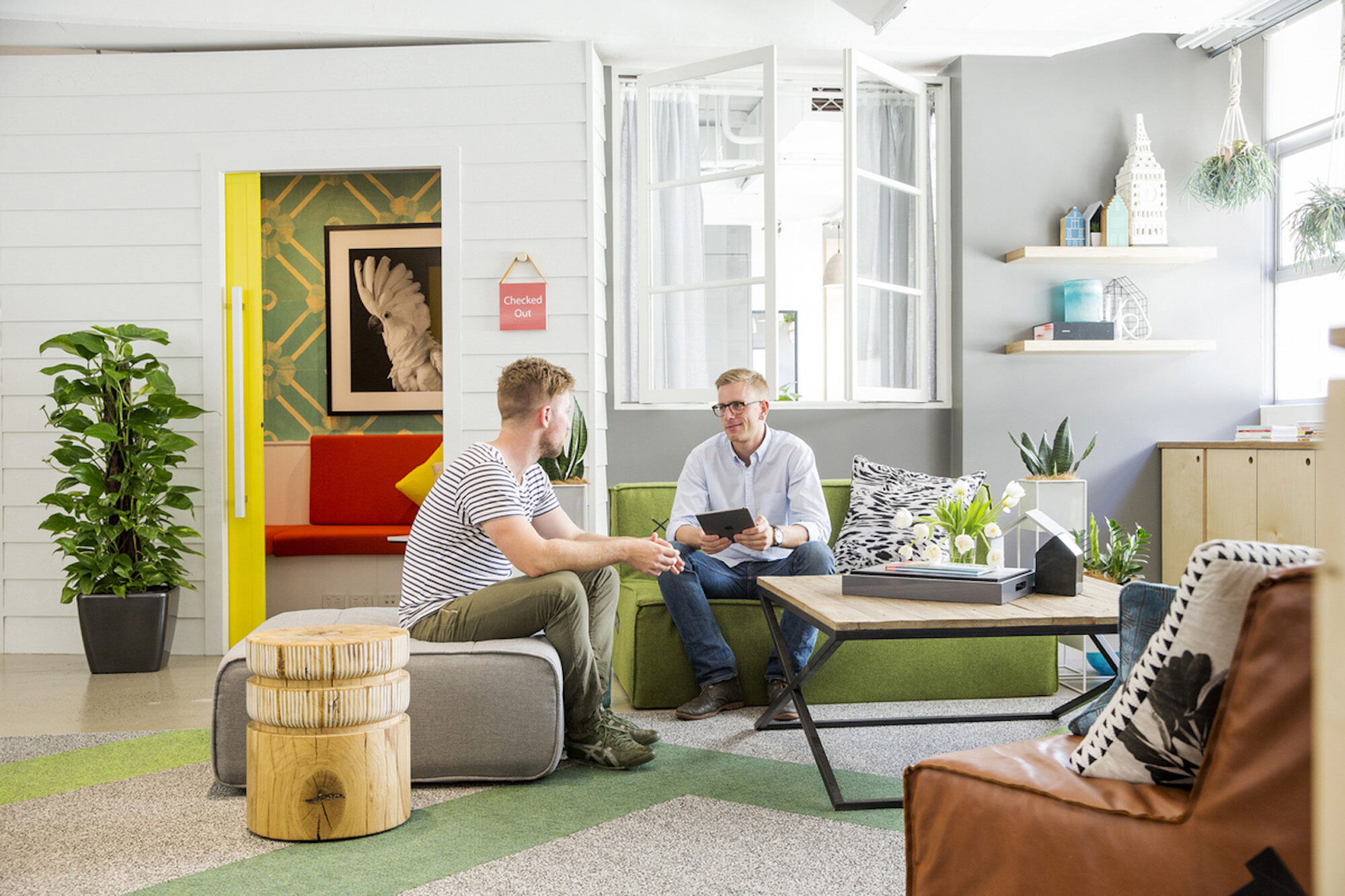 AIRBNB OFFICE 0344 Facilitate Corporation World class workspaces