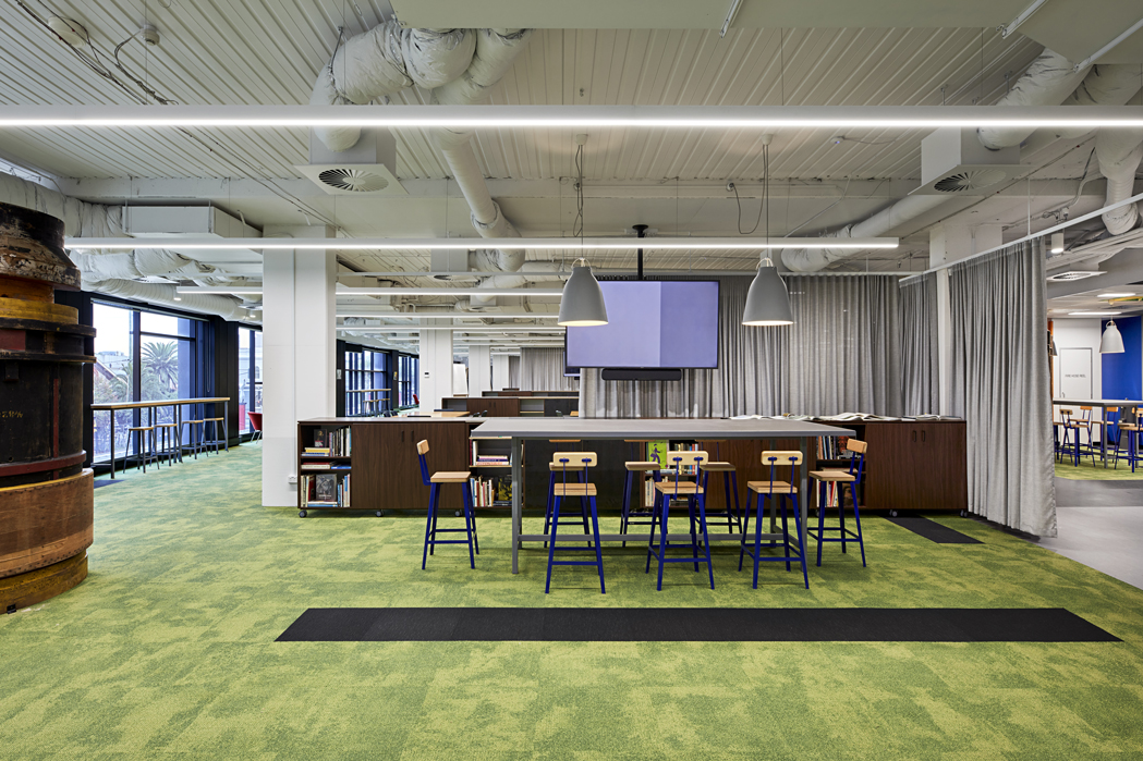 Albert Park College  120 Bay Street Port Melbourne 0003 facilitate corporation managed office builds