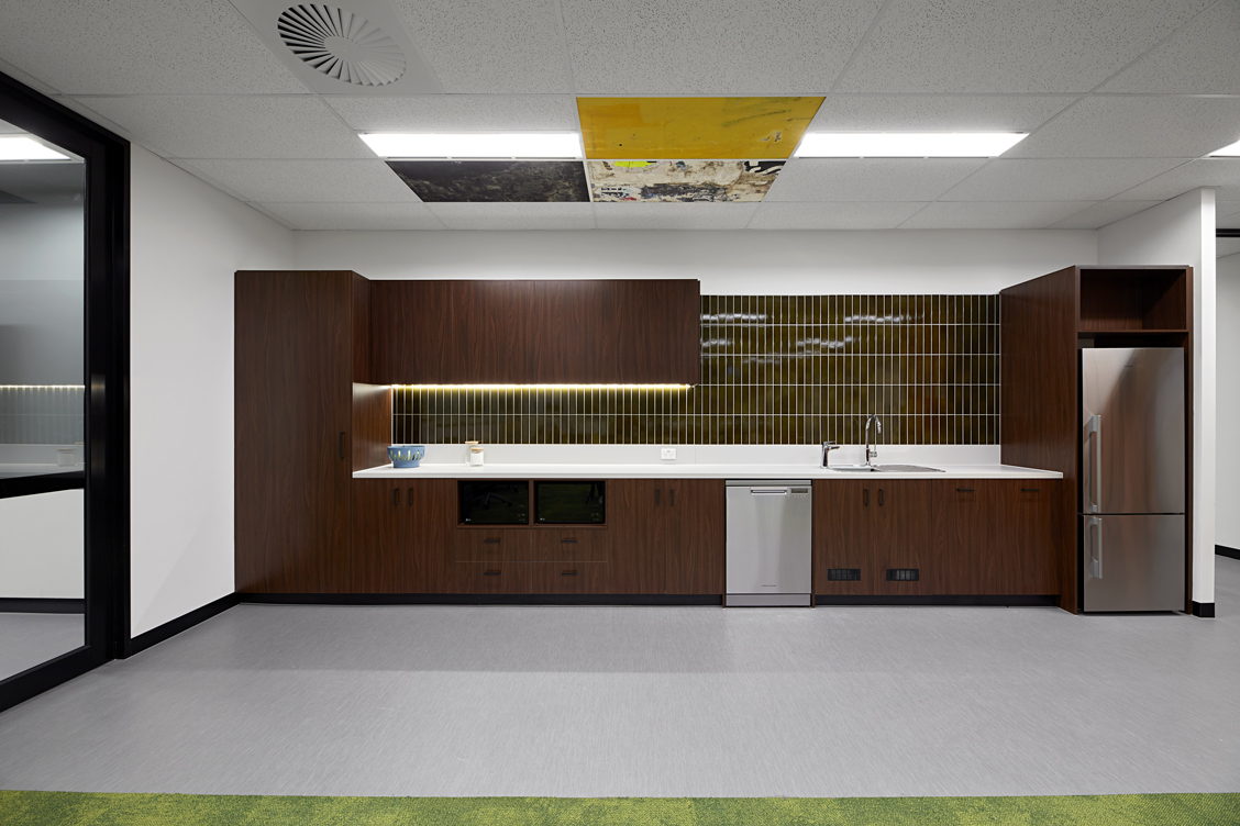 Albert Park College  120 Bay Street Port Melbourne 0007 facilitate corporation managed office builds