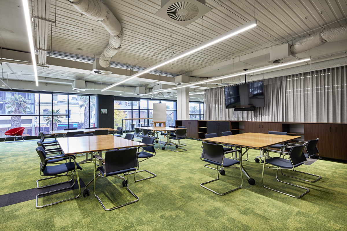Albert Park College  120 Bay Street Port Melbourne 0010 facilitate corporation managed office builds