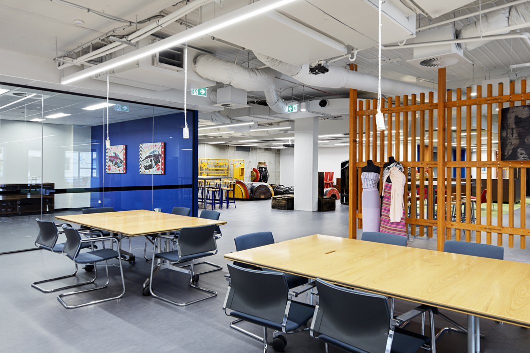 Albert Park College  120 Bay Street Port Melbourne 0012 facilitate corporation managed office builds