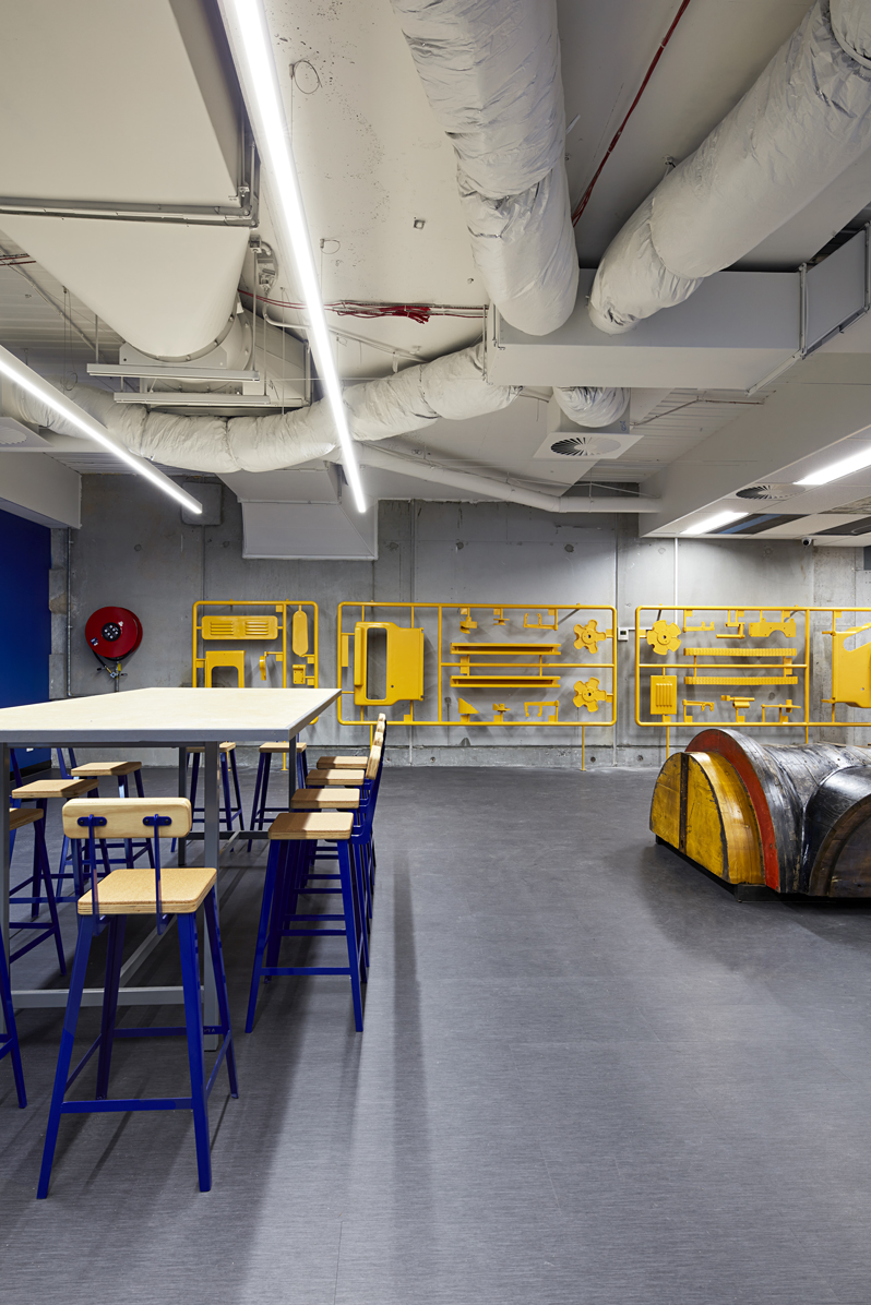 Albert Park College  120 Bay Street Port Melbourne 0014 facilitate corporation managed office builds