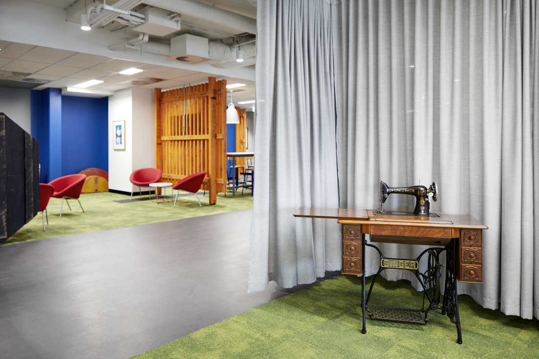 Albert Park College  120 Bay Street Port Melbourne 0016 facilitate corporation managed office builds