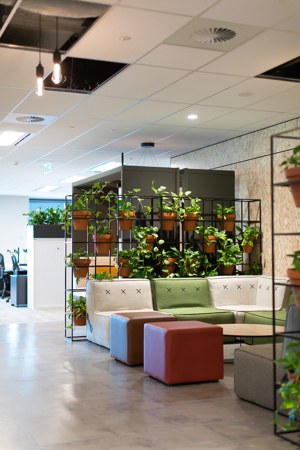 CBH Facilitate Corporation Office Fitouts 1758