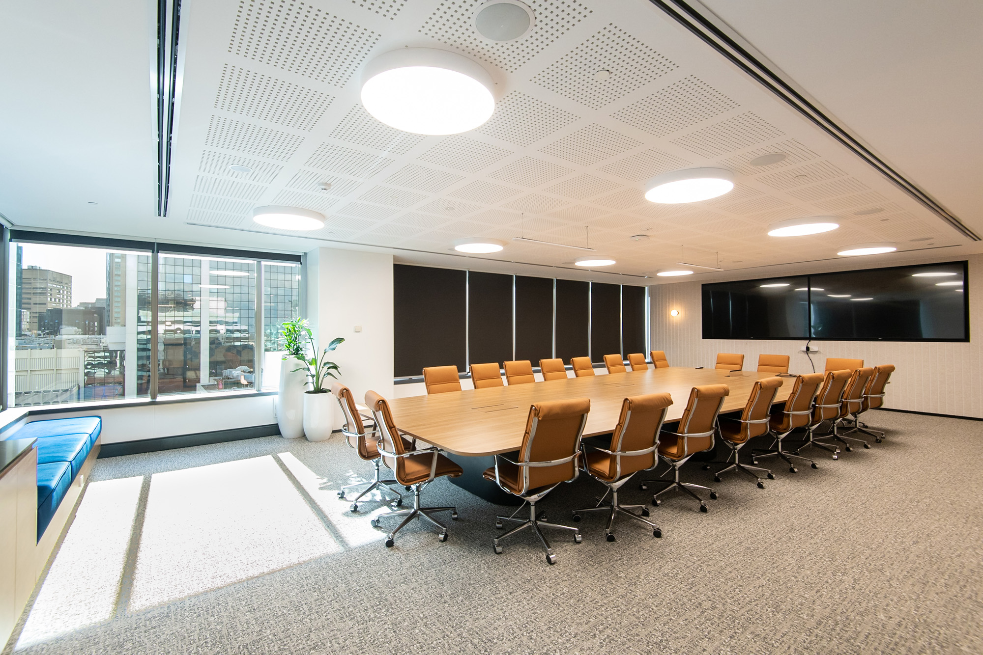 CyberCX Sydney Facilitate Workplace Design 220211 046