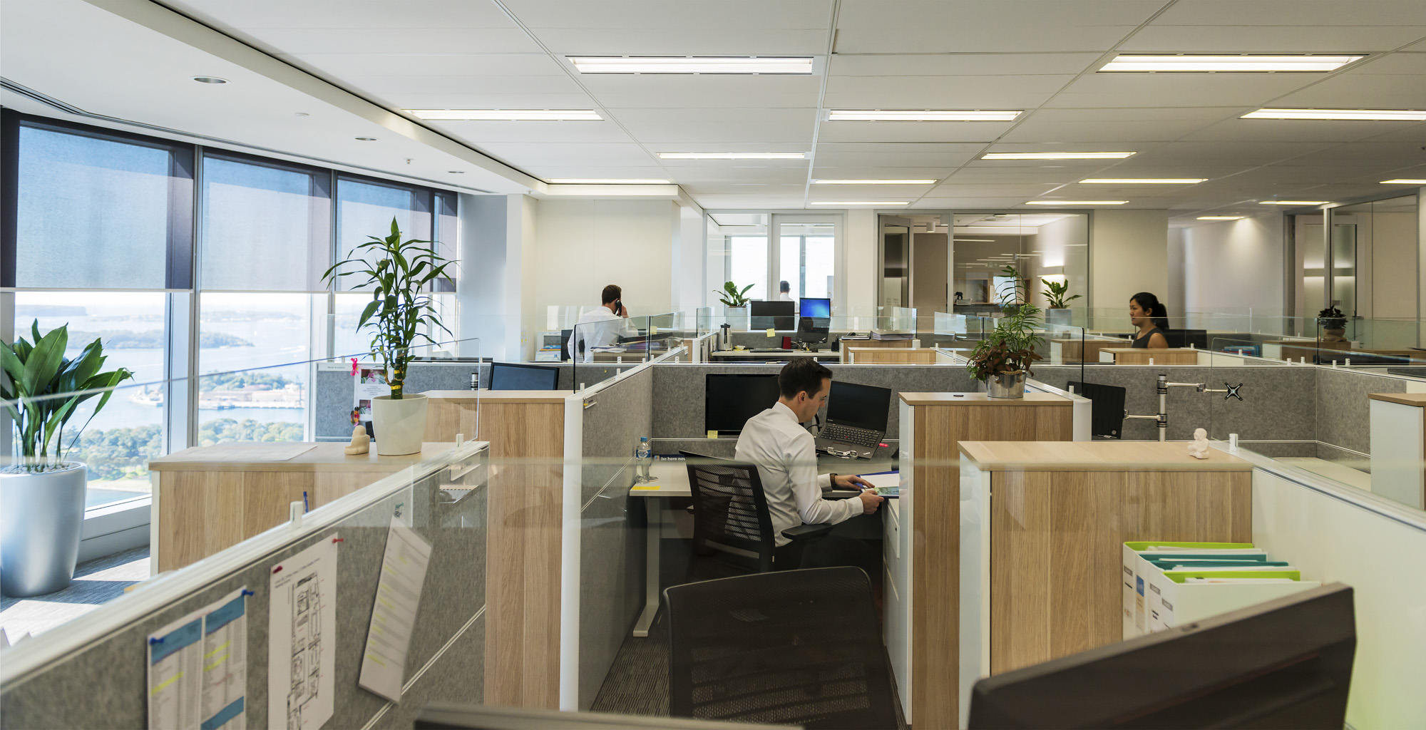 Heidrick Struggles Facilitate Corporation Workplace Design 1819 2