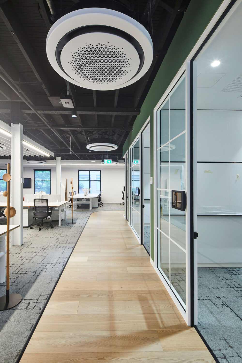 HotelsCombined Facilitate Corporation Workplace Design Sydney D1 063