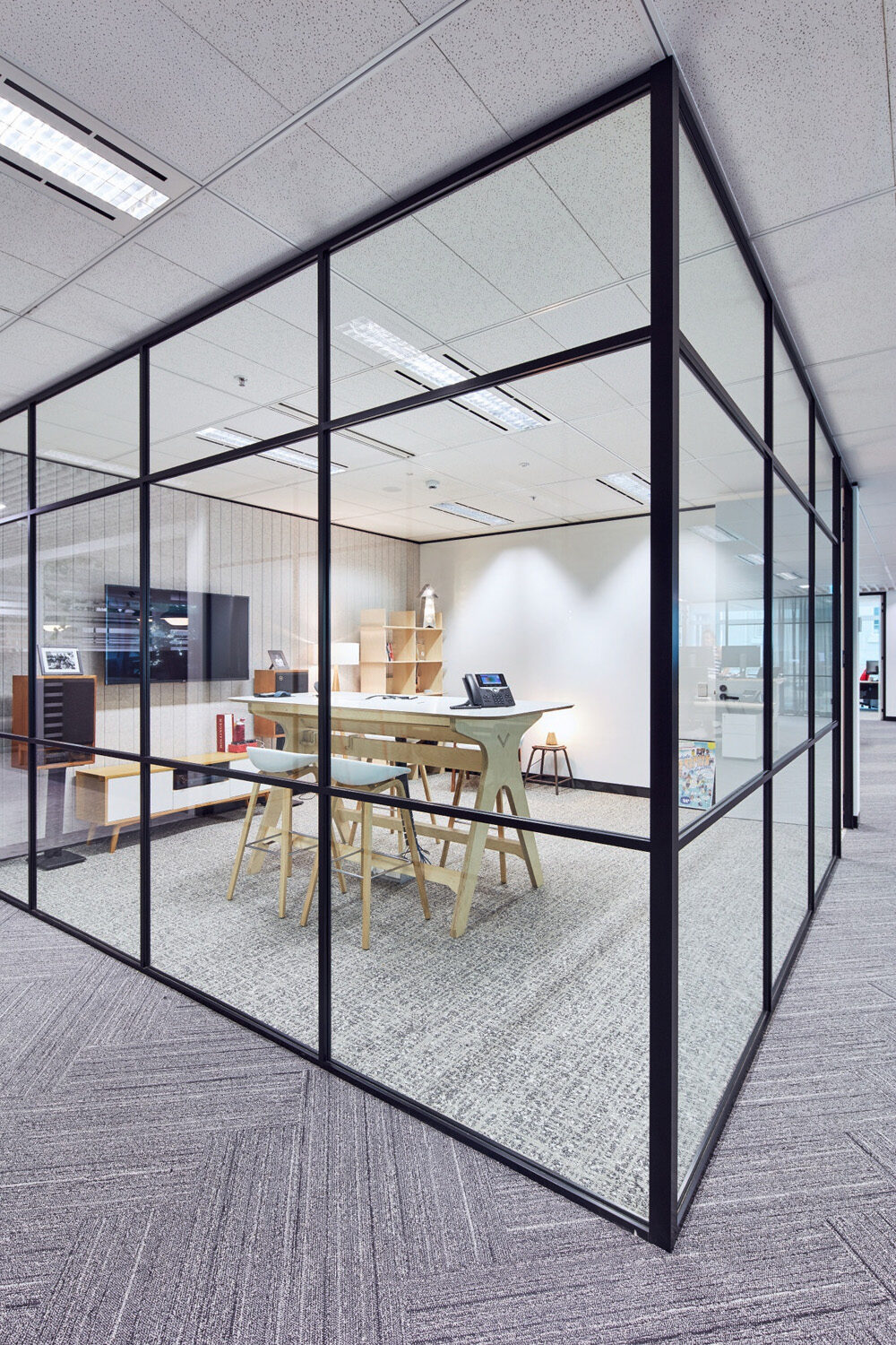 Warner Music Sydney Facilitate Corporation Workplace Design Build 0267