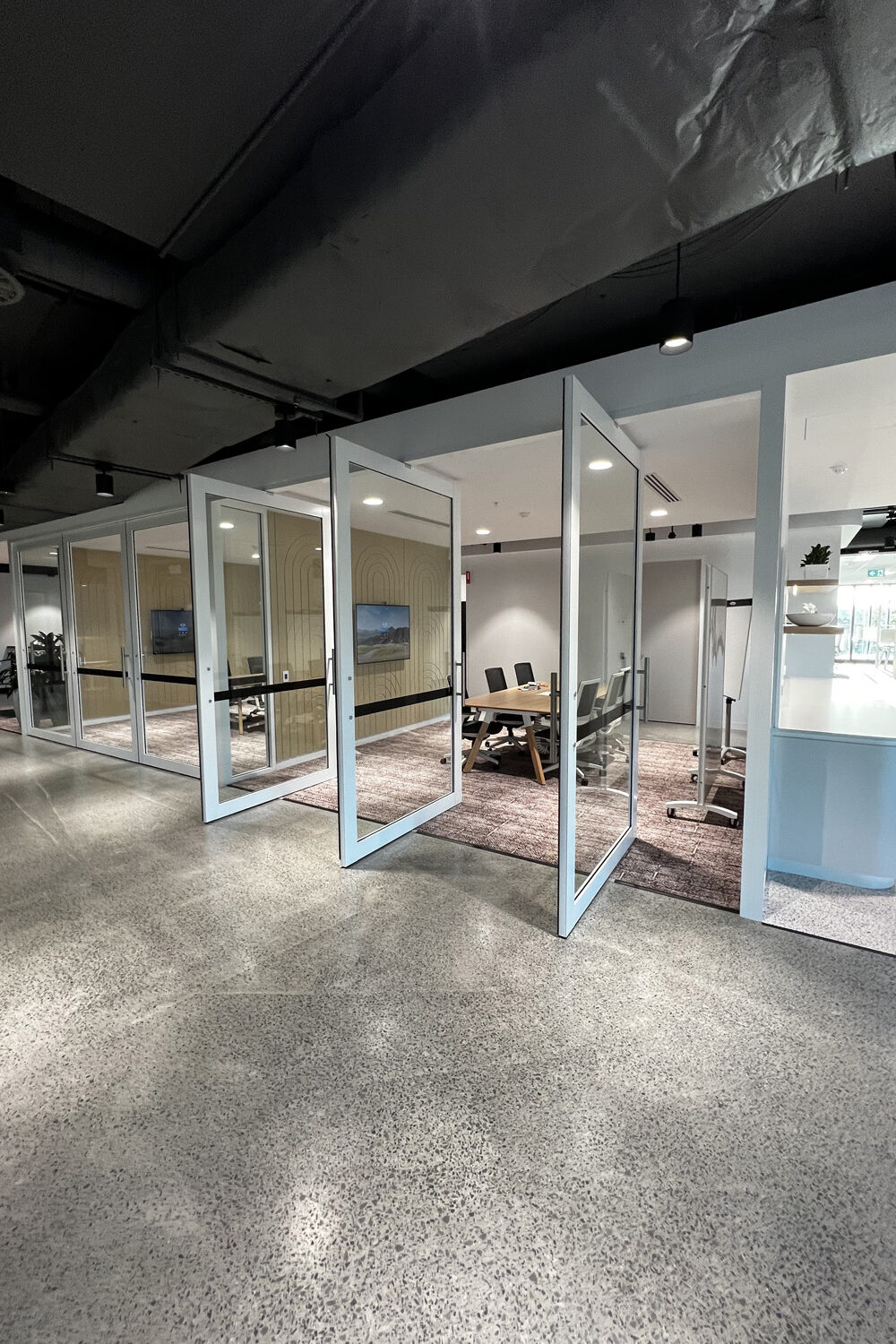 Wentwest Sydney Facilitate Corporation Workplace Design Build  061434409