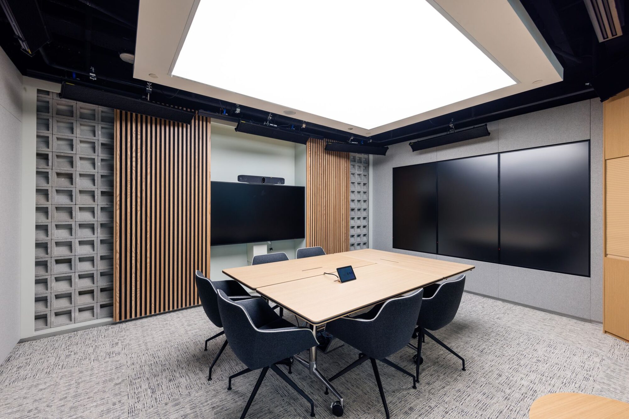 Fidelity Facilitate Singapore PM