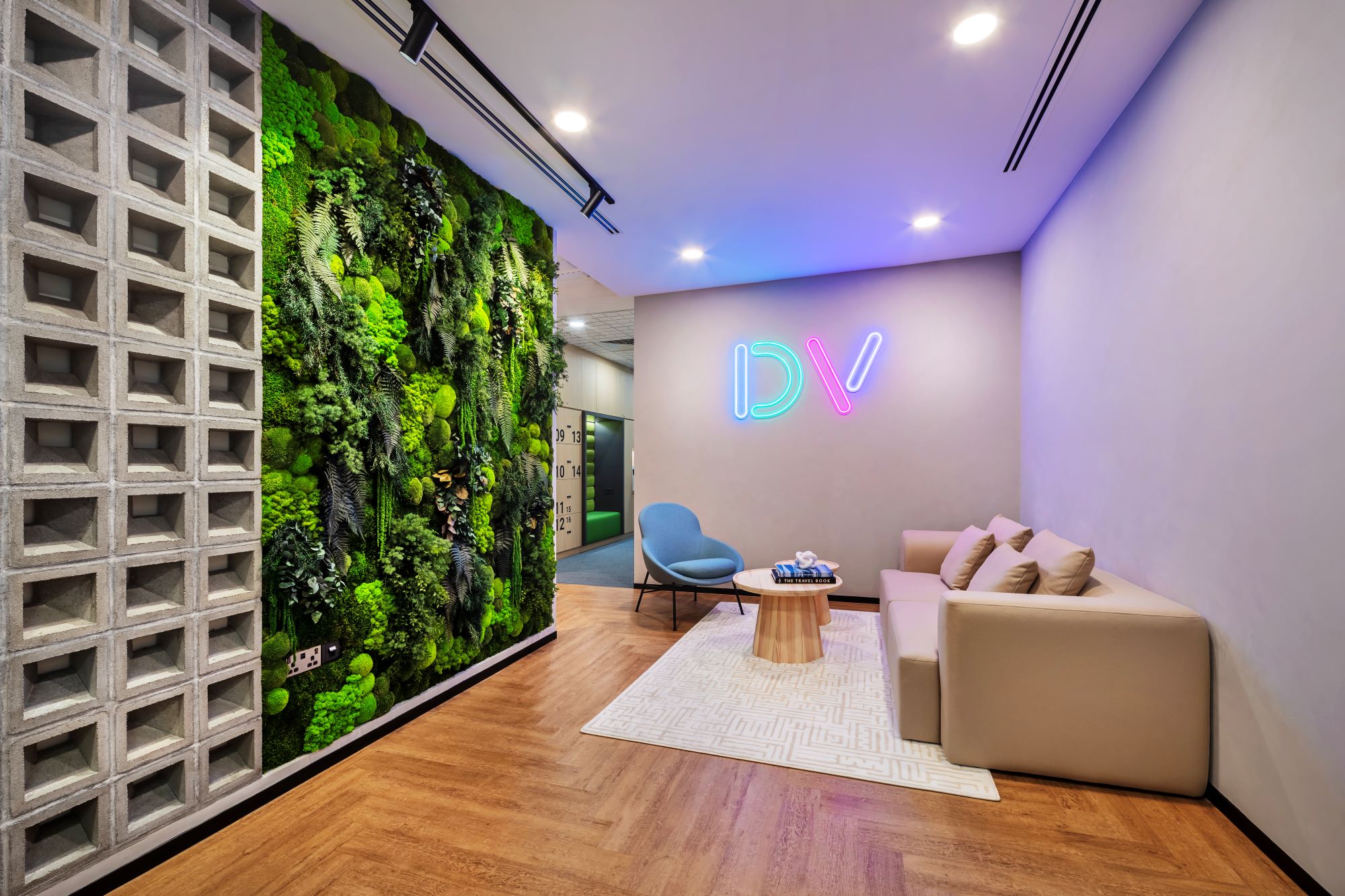 FACILITATE DoubleVerify Foyer