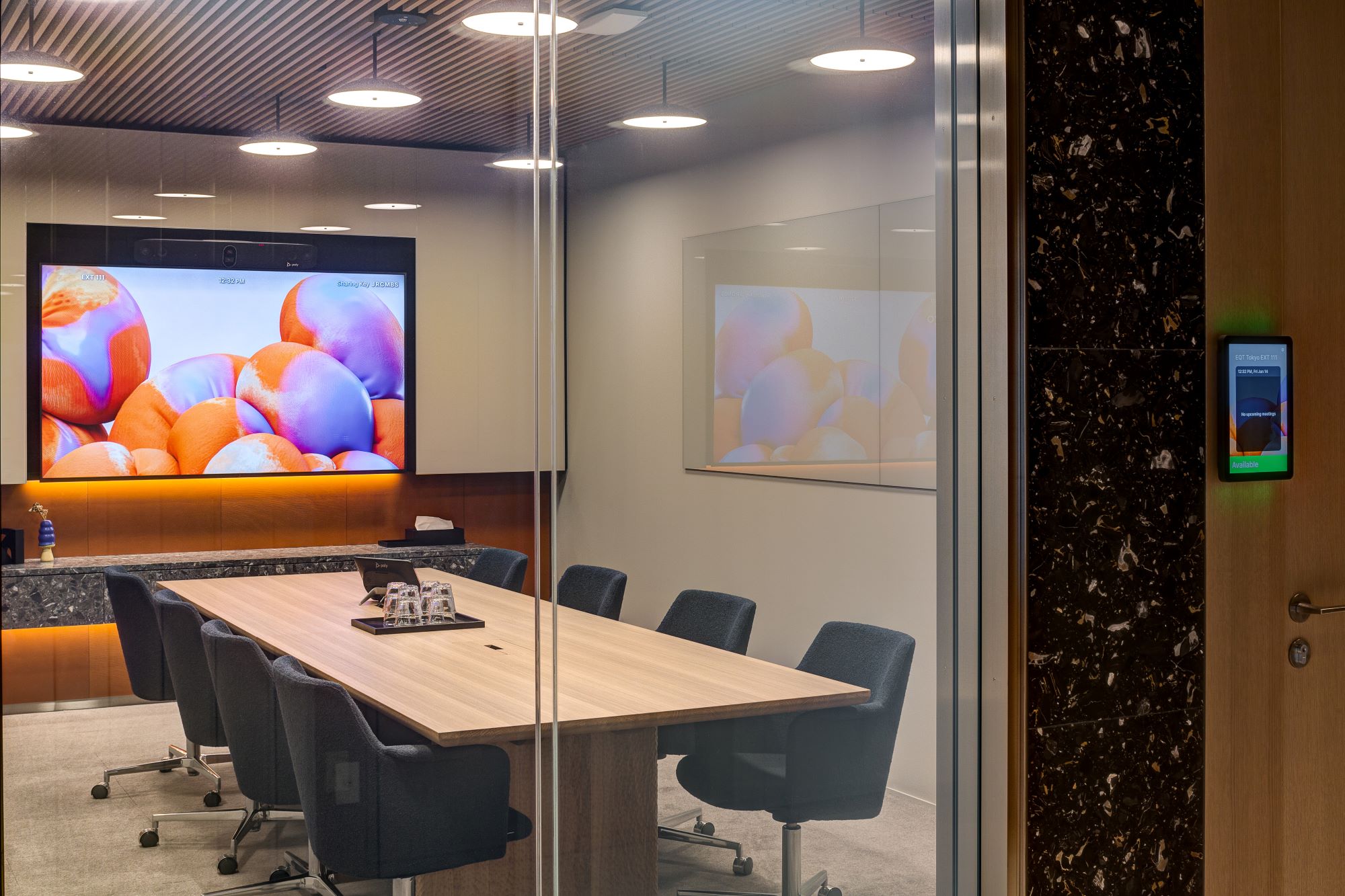 Facilitate EQT MEETING ROOM