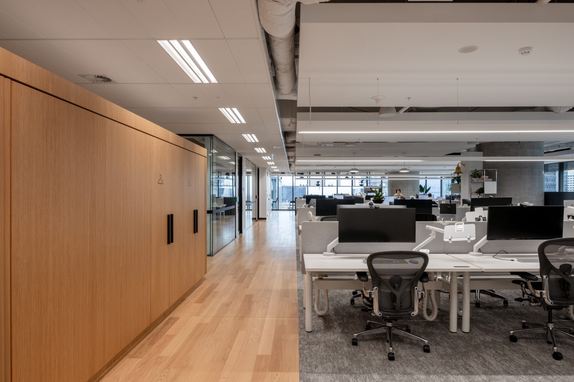 Facilitate + Greystar workstations