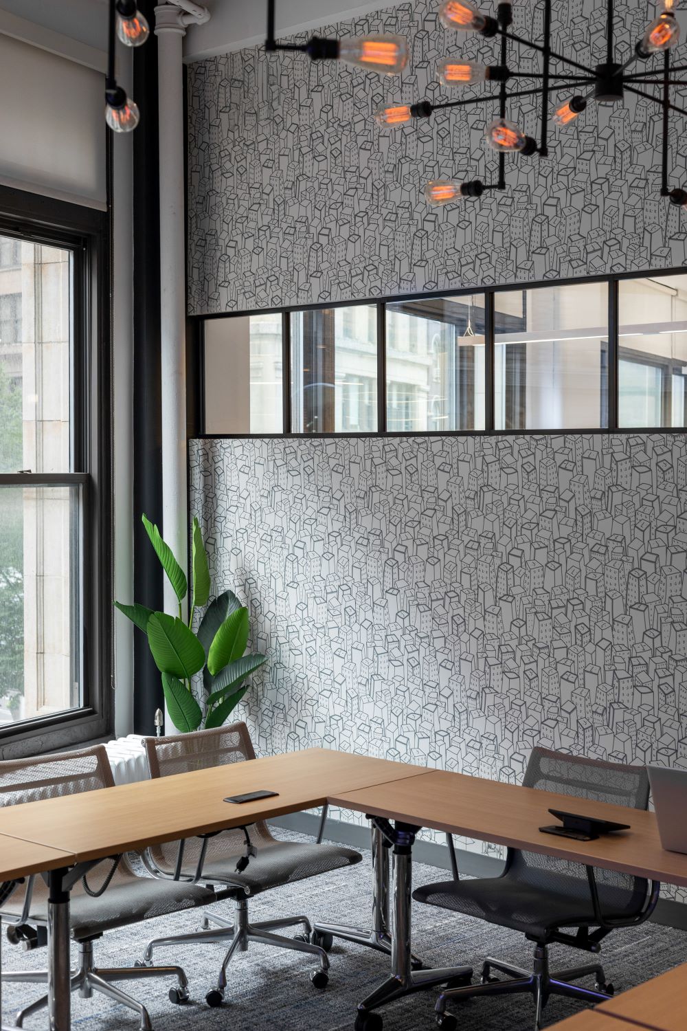 FACILITATE OKTA BOARDROOM