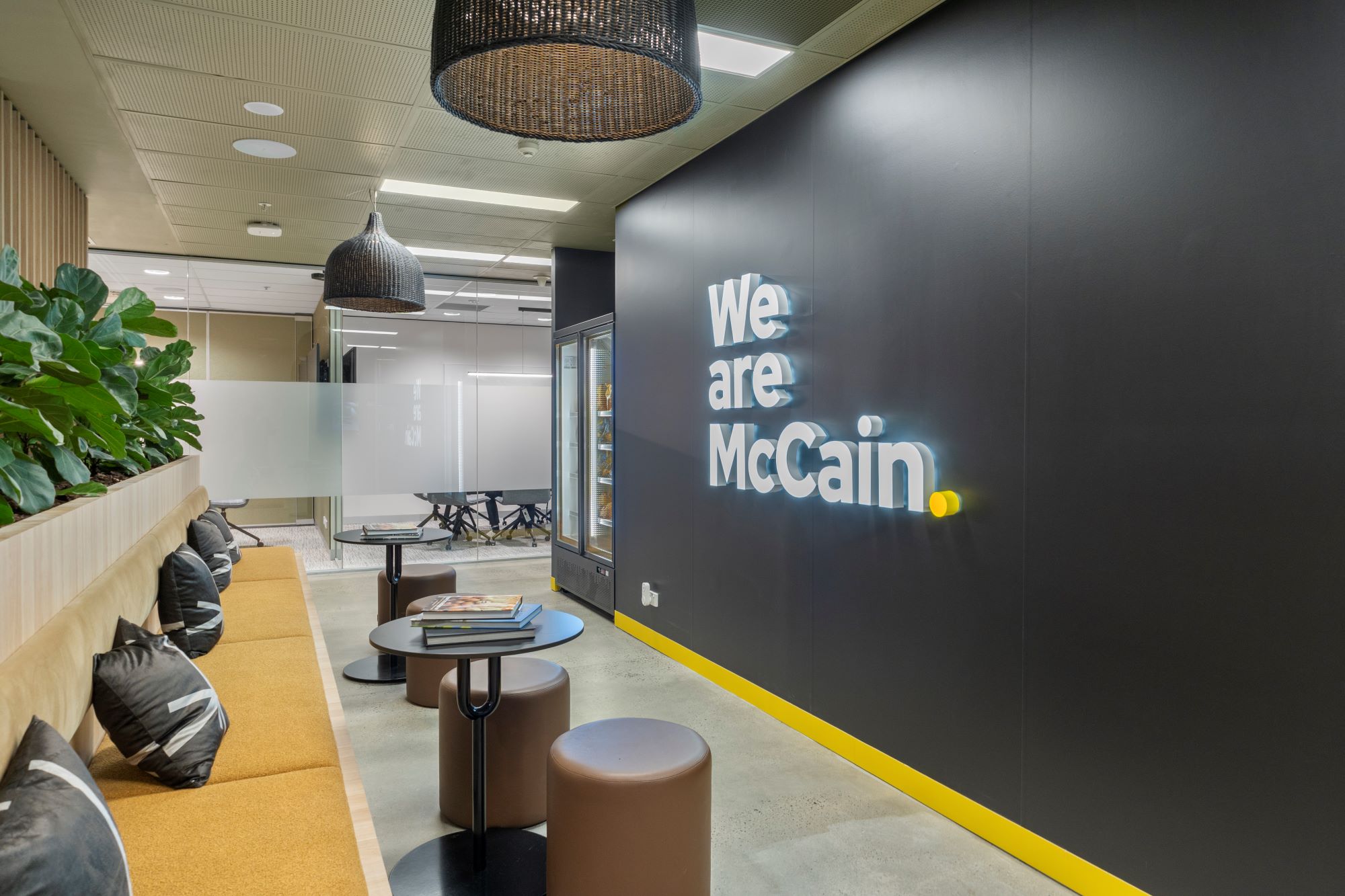 Facilitate McCain Reception