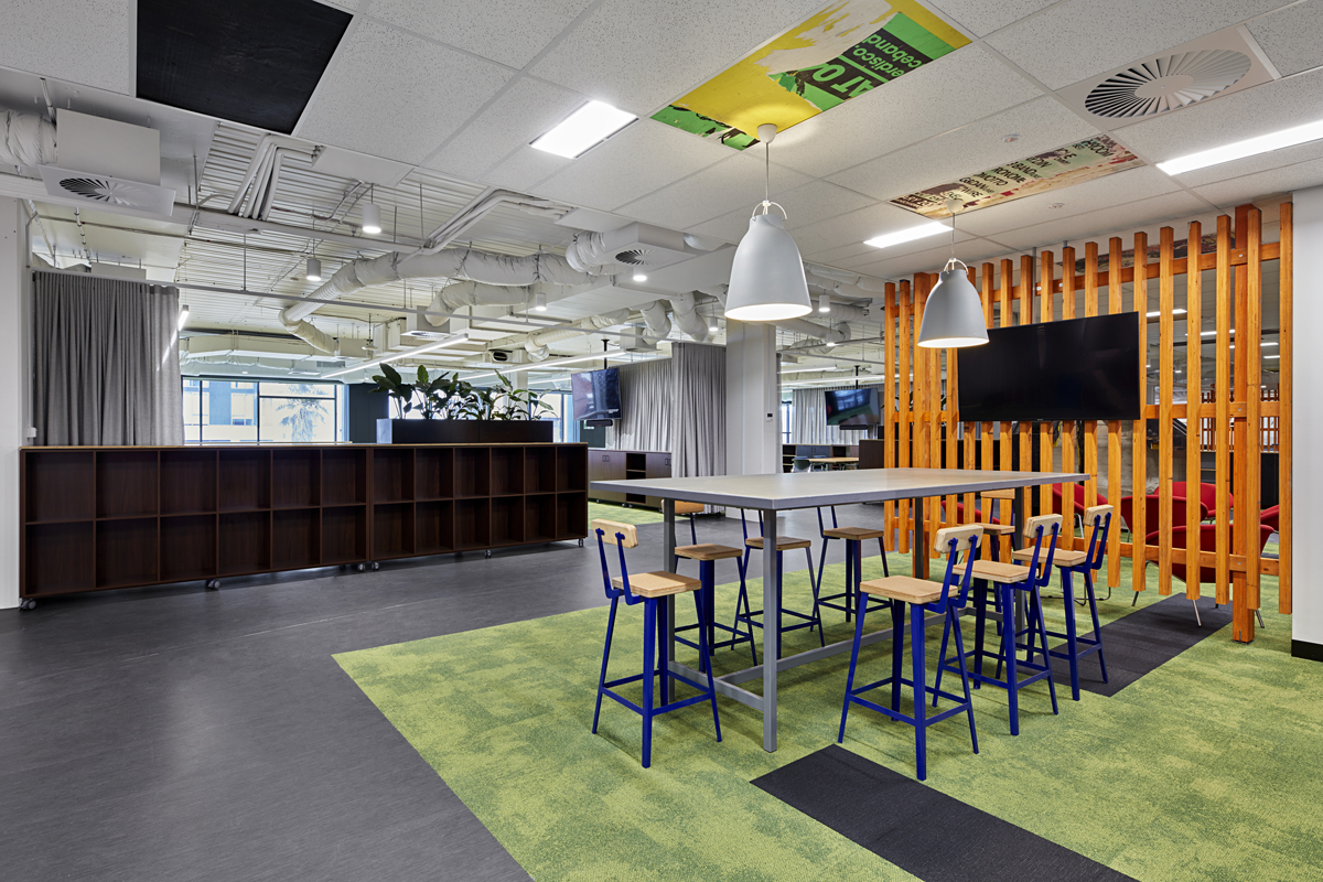 Albert Park College  120 Bay Street Port Melbourne 0008 facilitate corporation managed office builds