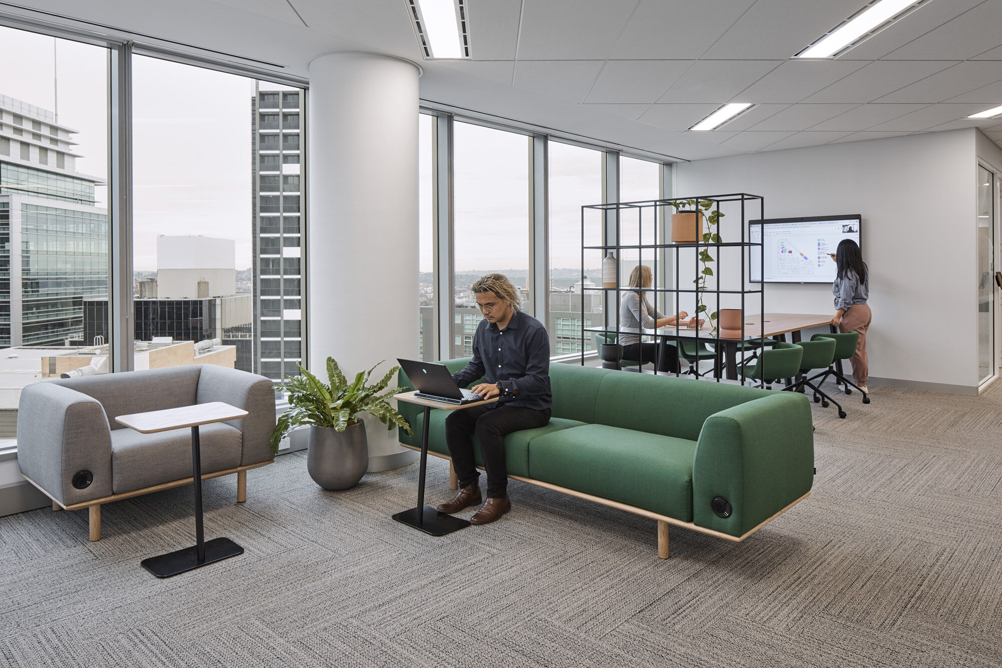 Okta Sydney Facilitate Corporation World class workspaces 057