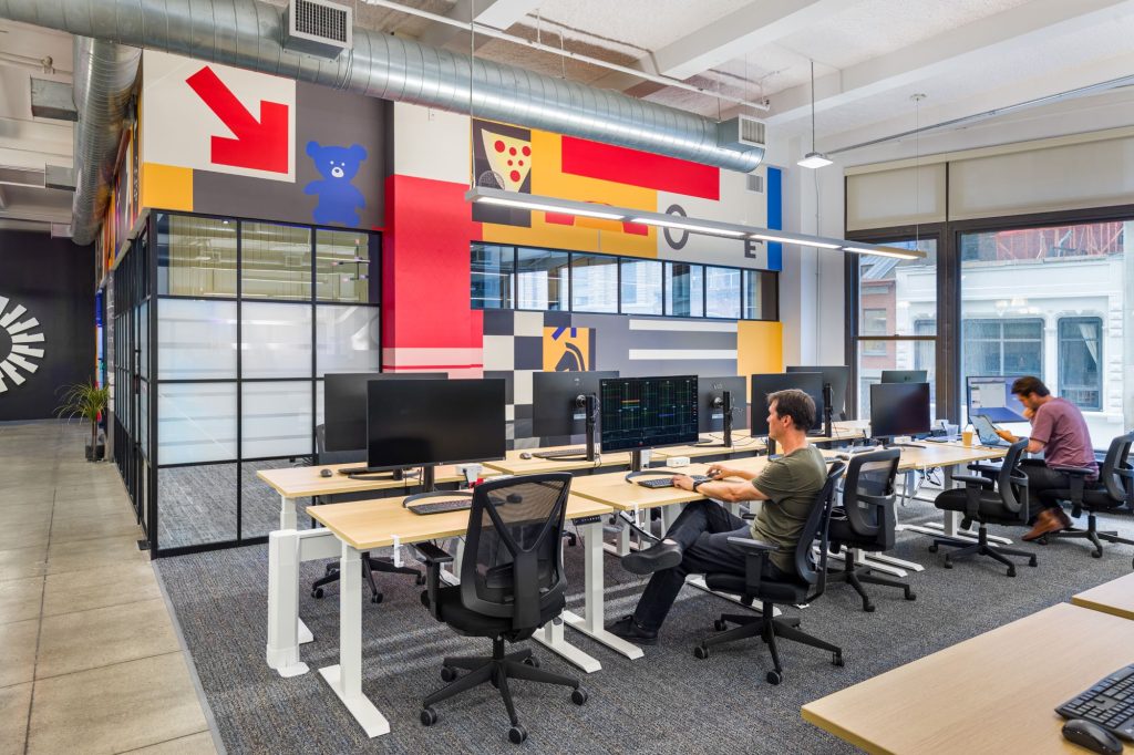 FACILITATE OKTA DESKS